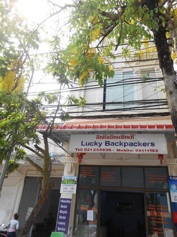 Lucky Backpacker Hostel Вьентьян Экстерьер фото
