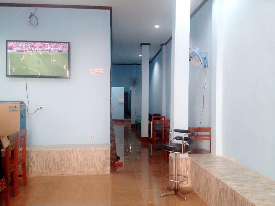 Lucky Backpacker Hostel Вьентьян Экстерьер фото
